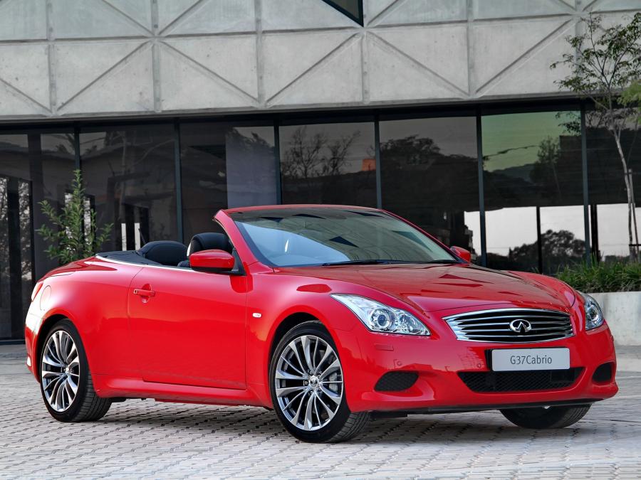  Infiniti G37 Convertible 2012 года  (ZA) (фото 5 из 8)